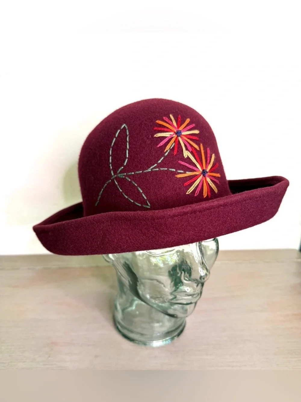 Vintage Bermona Trend Wool Cloche Hat Roll Brim Floral Embroidered Boho Chic M‎